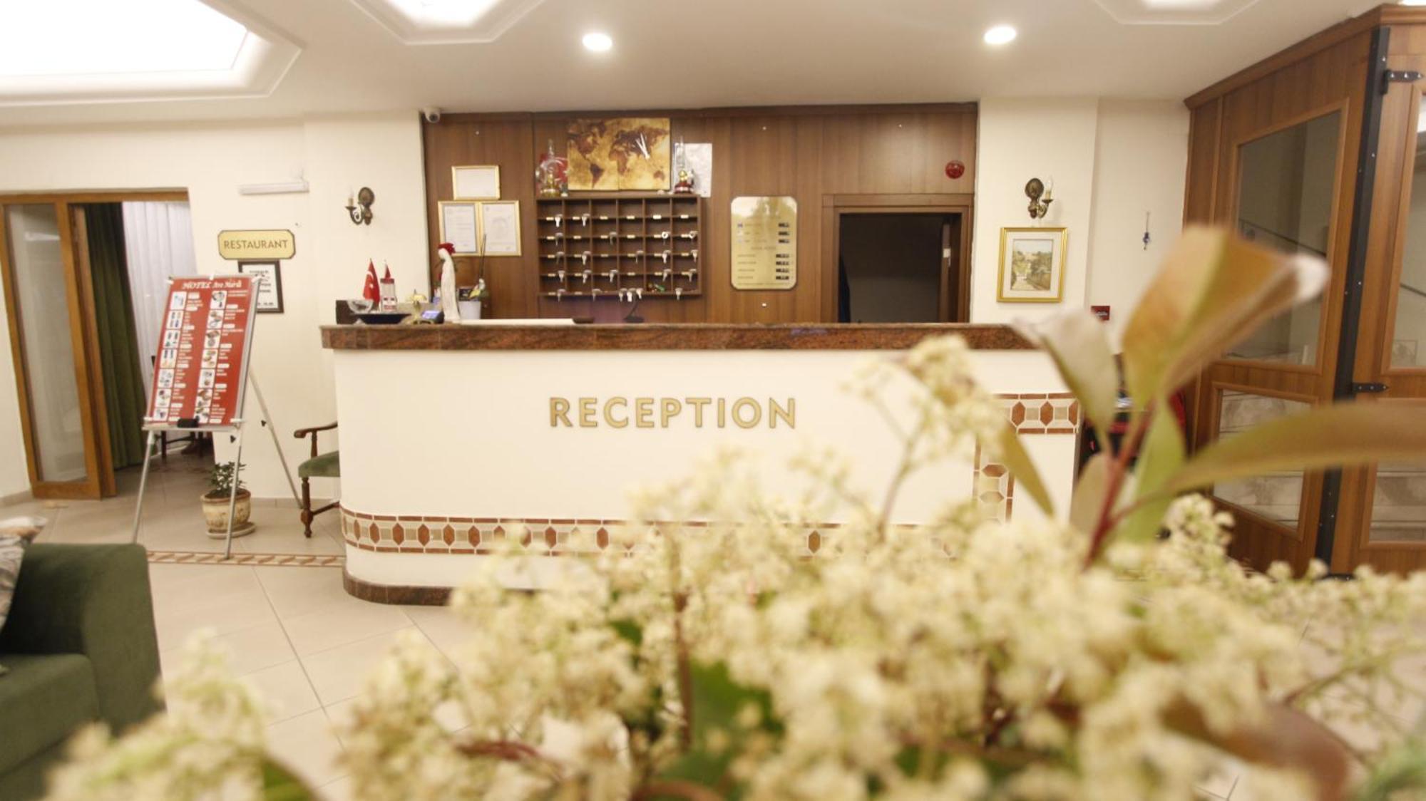 Hotel Ave Maria セルチュク エクステリア 写真