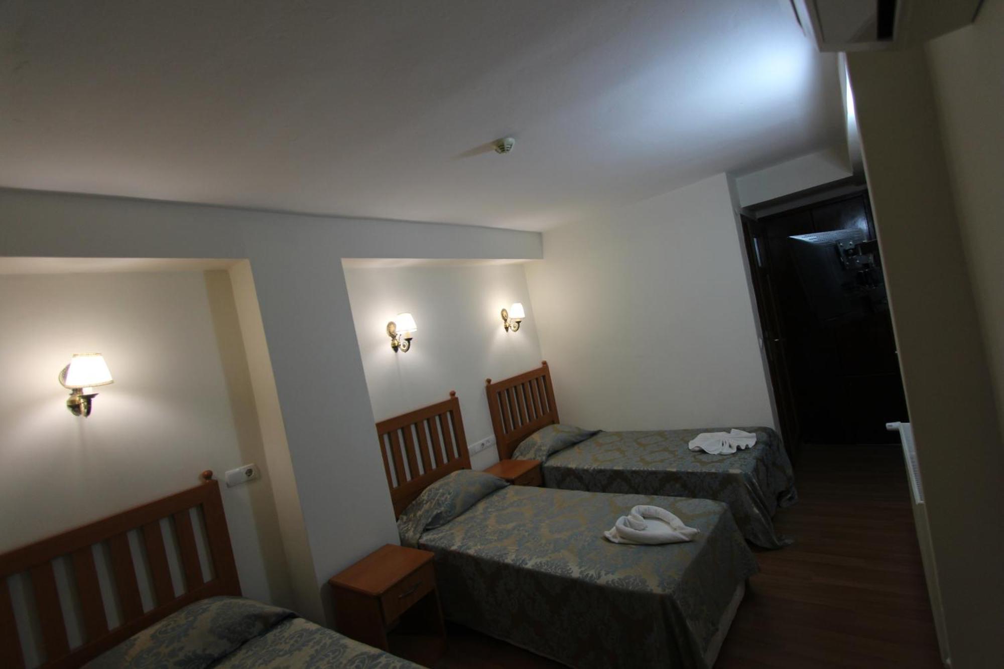 Hotel Ave Maria セルチュク 部屋 写真